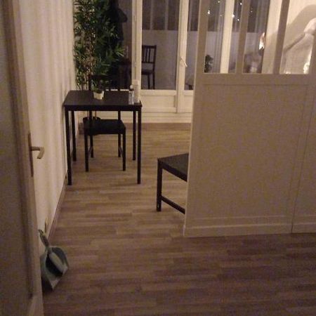 Apartamento Lumineux Studio Avec Balcon / Cosy Flat With Balcony Villejuif Exterior foto