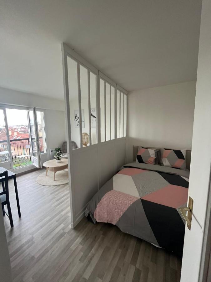 Apartamento Lumineux Studio Avec Balcon / Cosy Flat With Balcony Villejuif Exterior foto